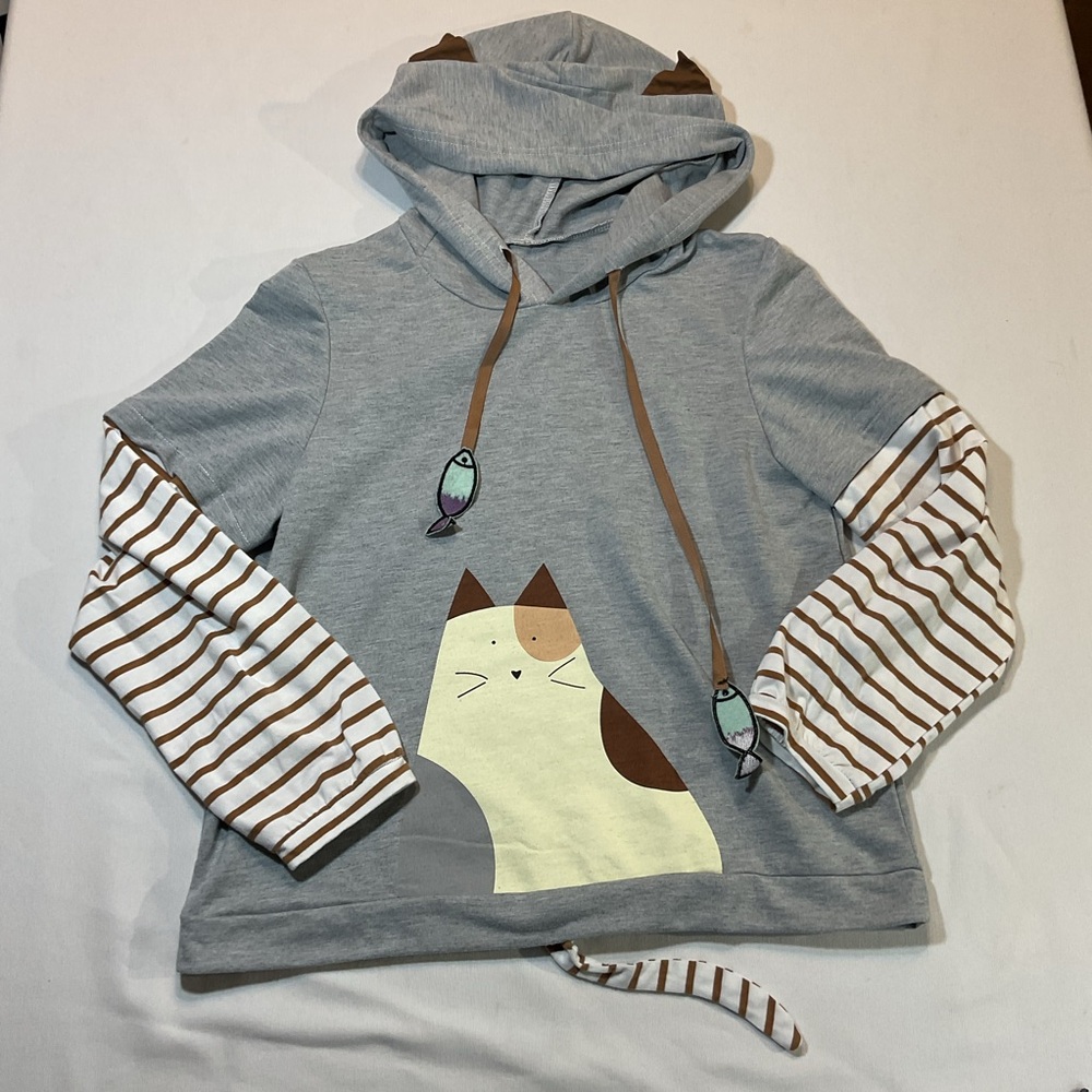 Earth Music & Ecology Kawaii Cat Gray Light Weight Hoodie Detachable Tail